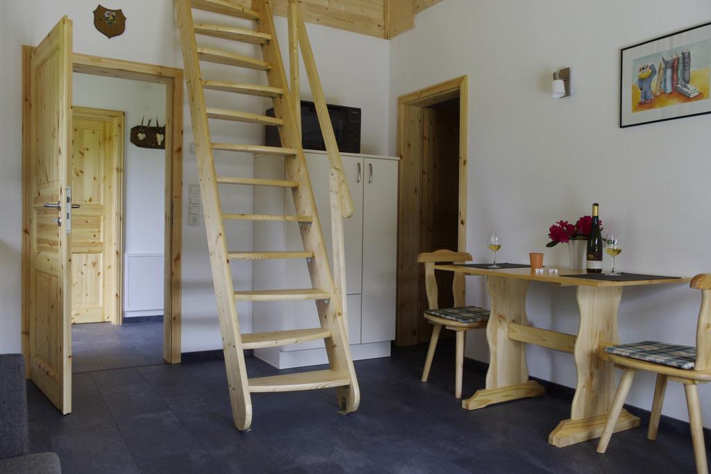 Huettenflair-Mosel Ferienwohnung 恩克里克 外观 照片